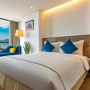 4* Hotel Pavilion